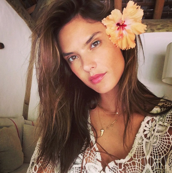 Alessandra Ambrosio je prirodzene krásna