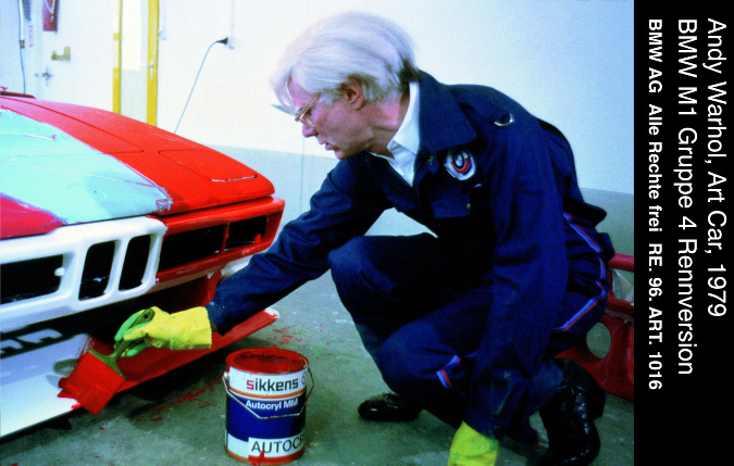 Andy Warhol zrealizoval ideu vozidla BMW M1 ART CAR podľa svojich umeleckých predstáv za 28 minút a minul pritom 6 kilogramov farby