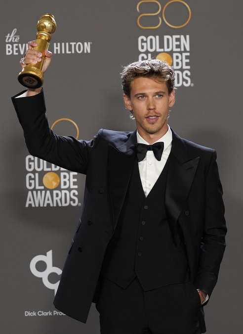 Za svoj výkon v hlavnej úlohe Elvisa získal ocenenie Golden Globes 2023