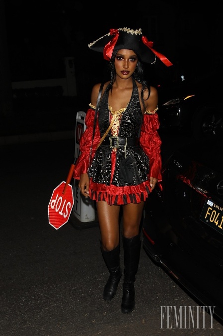 Jasmine Tookes Halloween asi veľmi miluje