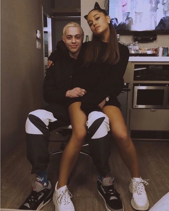 Pete Davidson a Ariana Grande