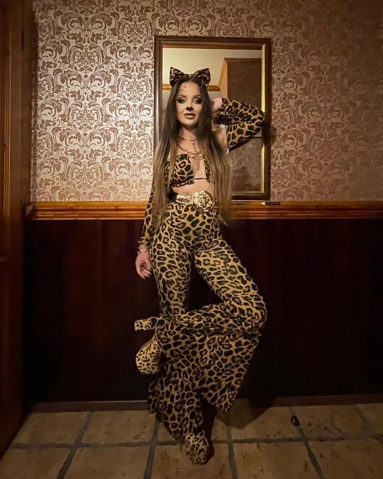 Veronika ako sexi leopardica