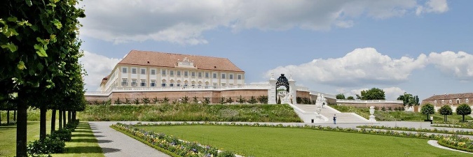 Zámok Schloss Hof sa na tri dni stane miestom, kde sa stretnú milovníci záhradných krás a jedinečných kvetov