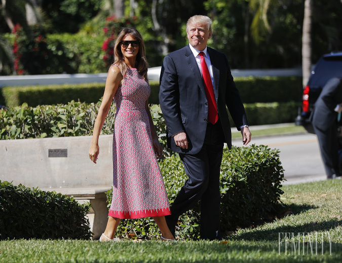 Svojmu manželovi robí Melania vždy krásu spoločníčku s dokonalou postavou