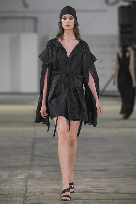 MBPFW SS22: Pavol Dendis a kolekcia DARK WATERS - BRAVE YOUTH