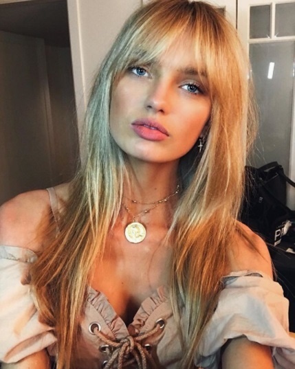 Modelka Romee Strijd prekvapila novým účesom