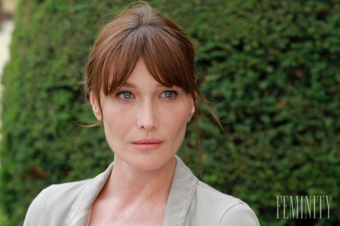 Pôvabná Carla Bruni očarila nielen svojim hlasom, ale rozhodne aj výzorom