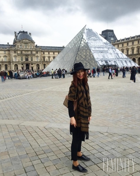 Pôvabný štýl Parížanky jej dokonale pristane