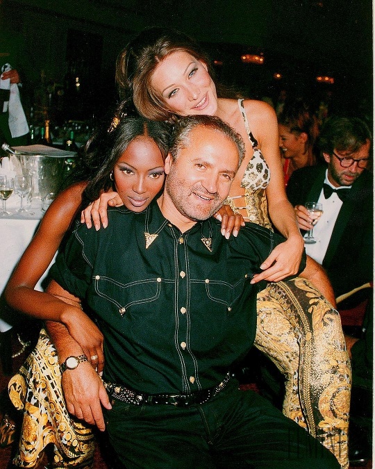 Nesmrteľný Gianni Versace a jeho múzy