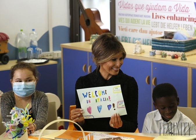 Tiež tu vidíme aj známky seba-podvodu. Ukazuje, že Melania sa len málokedy nechá viesť svojou intuíciou, pretože jej len málokedy verí