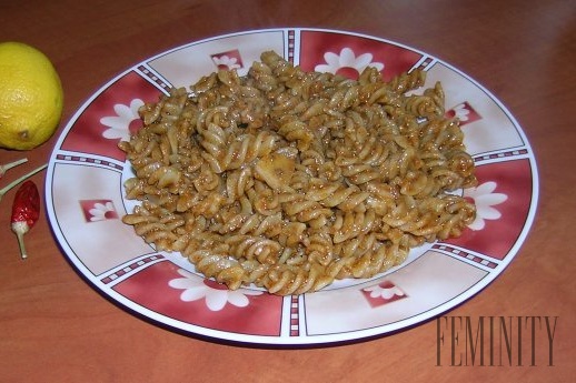 Fusilli s paradajkovo pestovou omáčkou