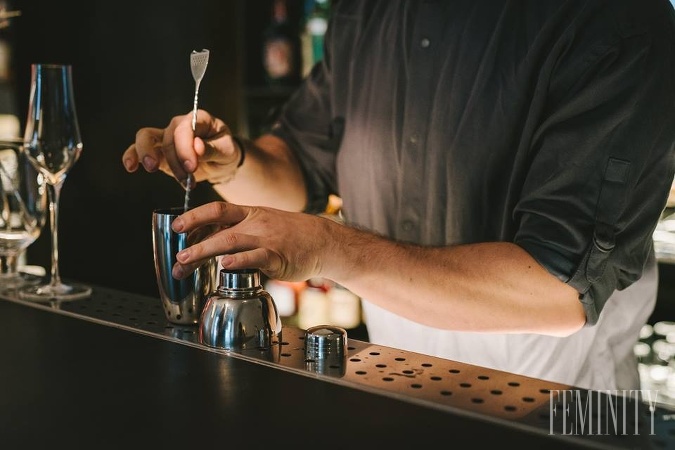 Zažite neopakovateľnú atmosféru v bare FACH, v ktorom vám namiešajú jedinečné drinky podľa vašej chuti