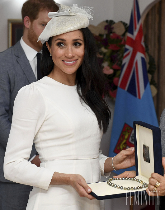 Meghan Markle vraj nosila klobúk vždy so sebadôverou. 