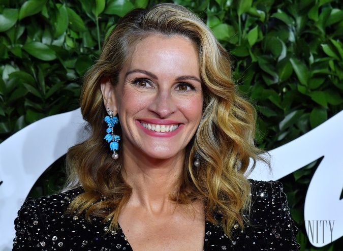 Julia Roberts takmer hlavnú rolu v Notting Hill, ktorá ju tiež preslávila po celom svete, odmietla. Vraj sa jej zdala trápna. 